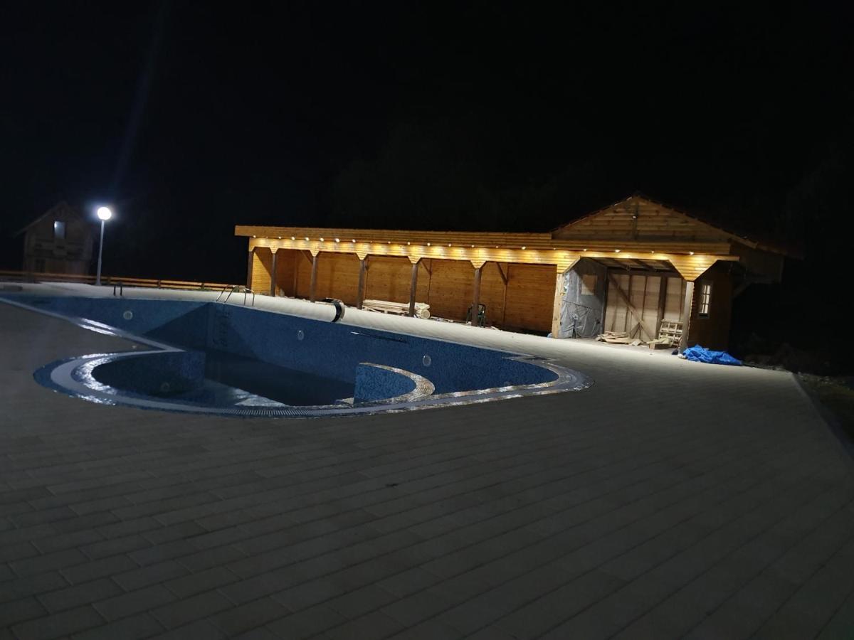 Vodopad Lisine Bed and Breakfast Strmosten Exteriör bild