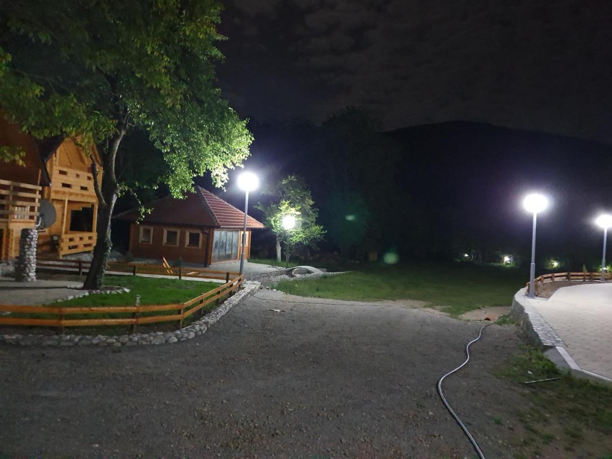 Vodopad Lisine Bed and Breakfast Strmosten Exteriör bild