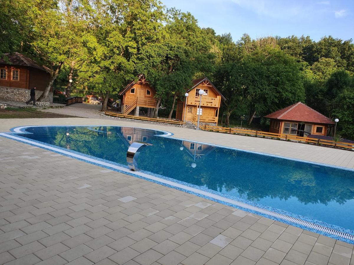 Vodopad Lisine Bed and Breakfast Strmosten Exteriör bild