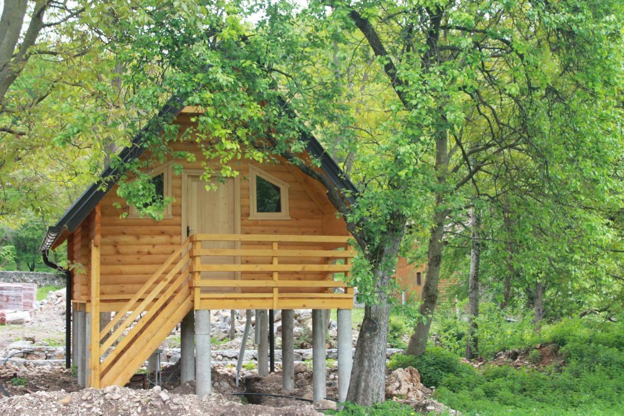 Vodopad Lisine Bed and Breakfast Strmosten Exteriör bild